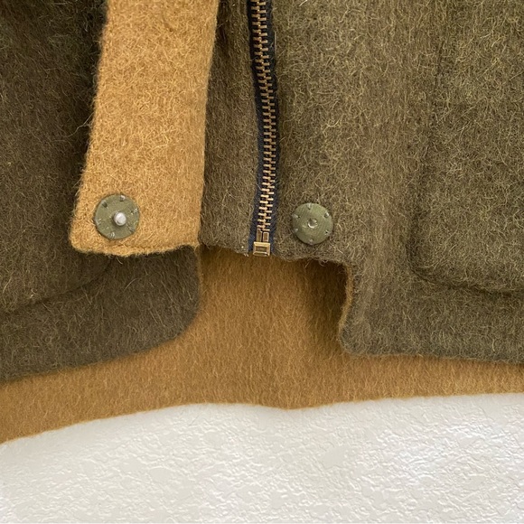 ALPACA INTERNATIONAL Olive Green Baby Alpaca/Wool Blend Hooded Poncho Sweater M - Picture 10 of 16